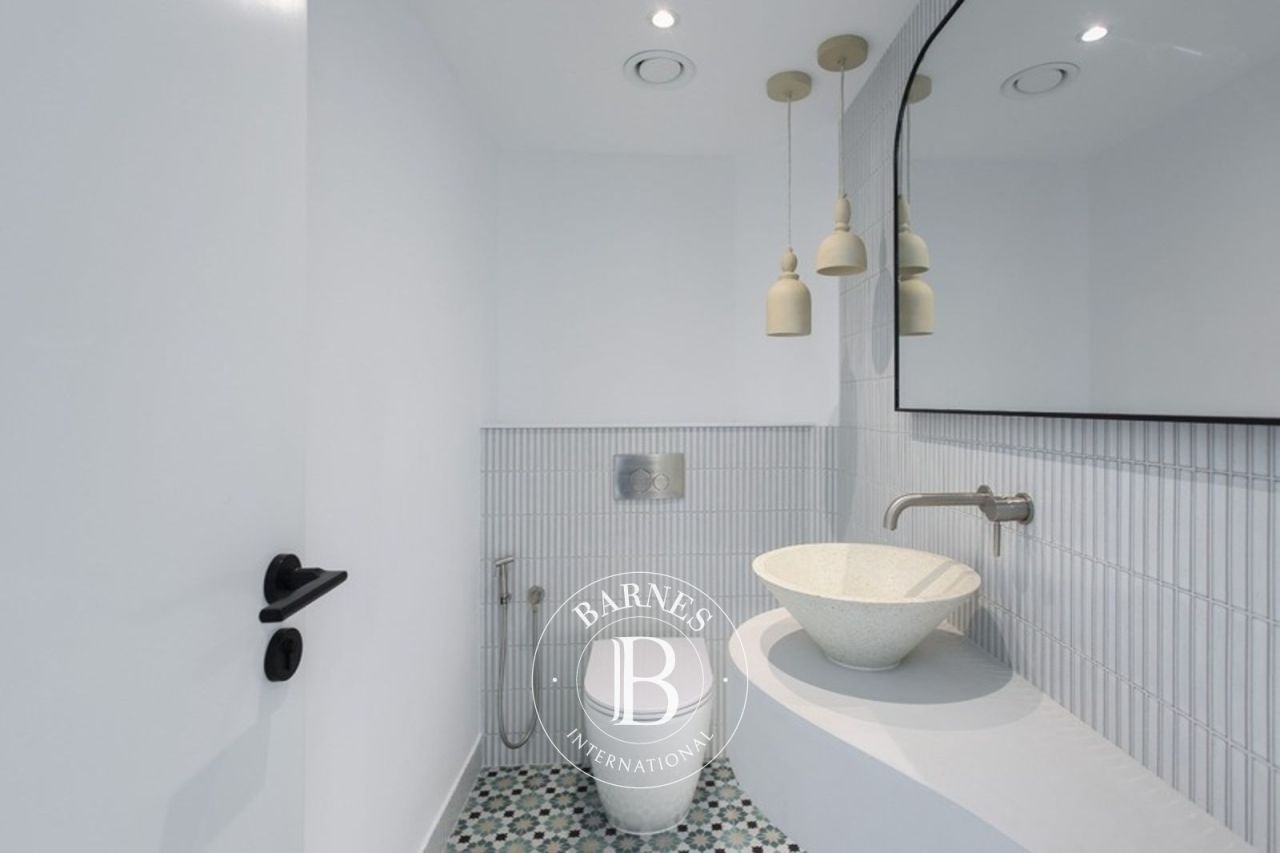 Вилла в Дубае, ОАЭ, 390.2 м² - фото 1