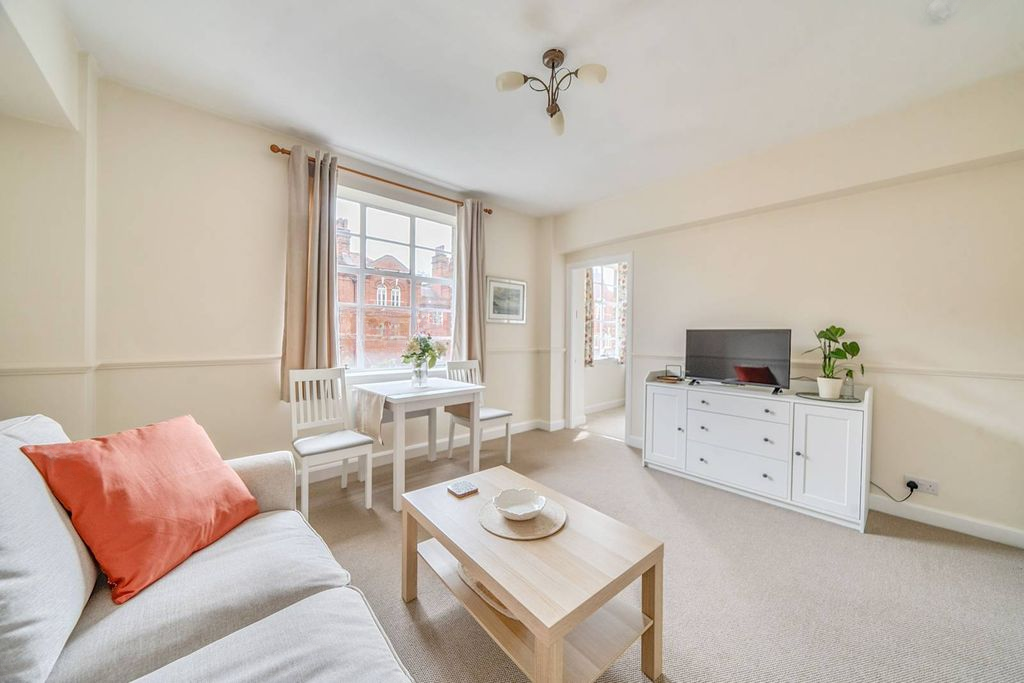 Квартира в Лондоне, Великобритания, 34 м² - фото 9