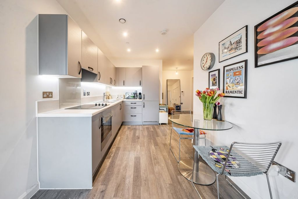 Квартира в Лондоне, Великобритания, 49 м² - фото 9