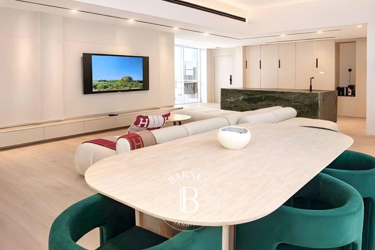 Квартира в Дубае, ОАЭ, 251.3 м² - фото 6