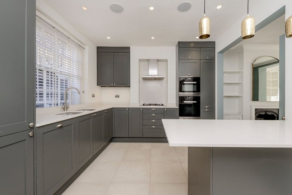 Квартира в Лондоне, Великобритания, 156 м² - фото 11