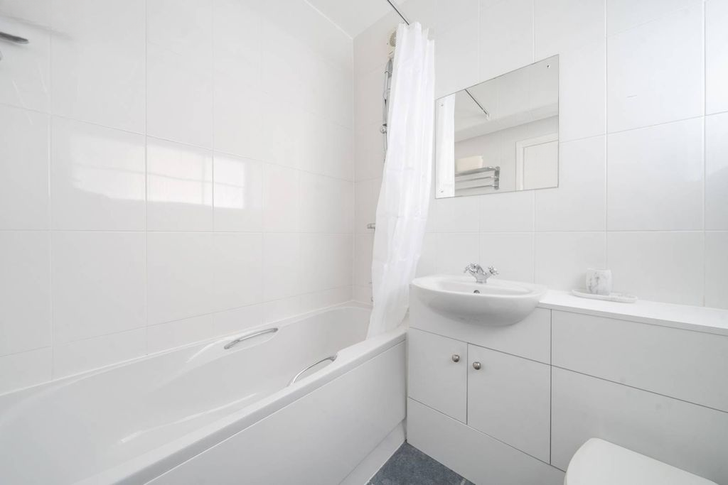 Квартира в Лондоне, Великобритания, 34 м² - фото 12