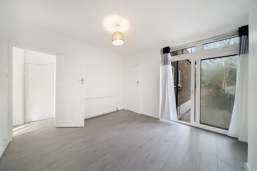 Квартира в Лондоне, Великобритания, 52 м² - фото 12