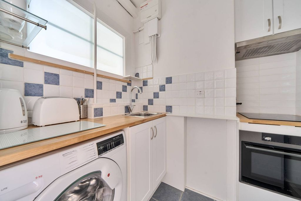 Квартира в Лондоне, Великобритания, 34 м² - фото 14