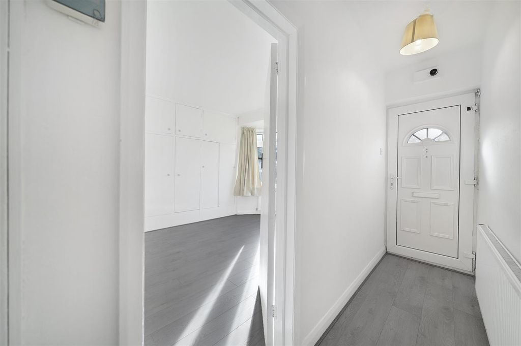 Квартира в Лондоне, Великобритания, 52 м² - фото 15