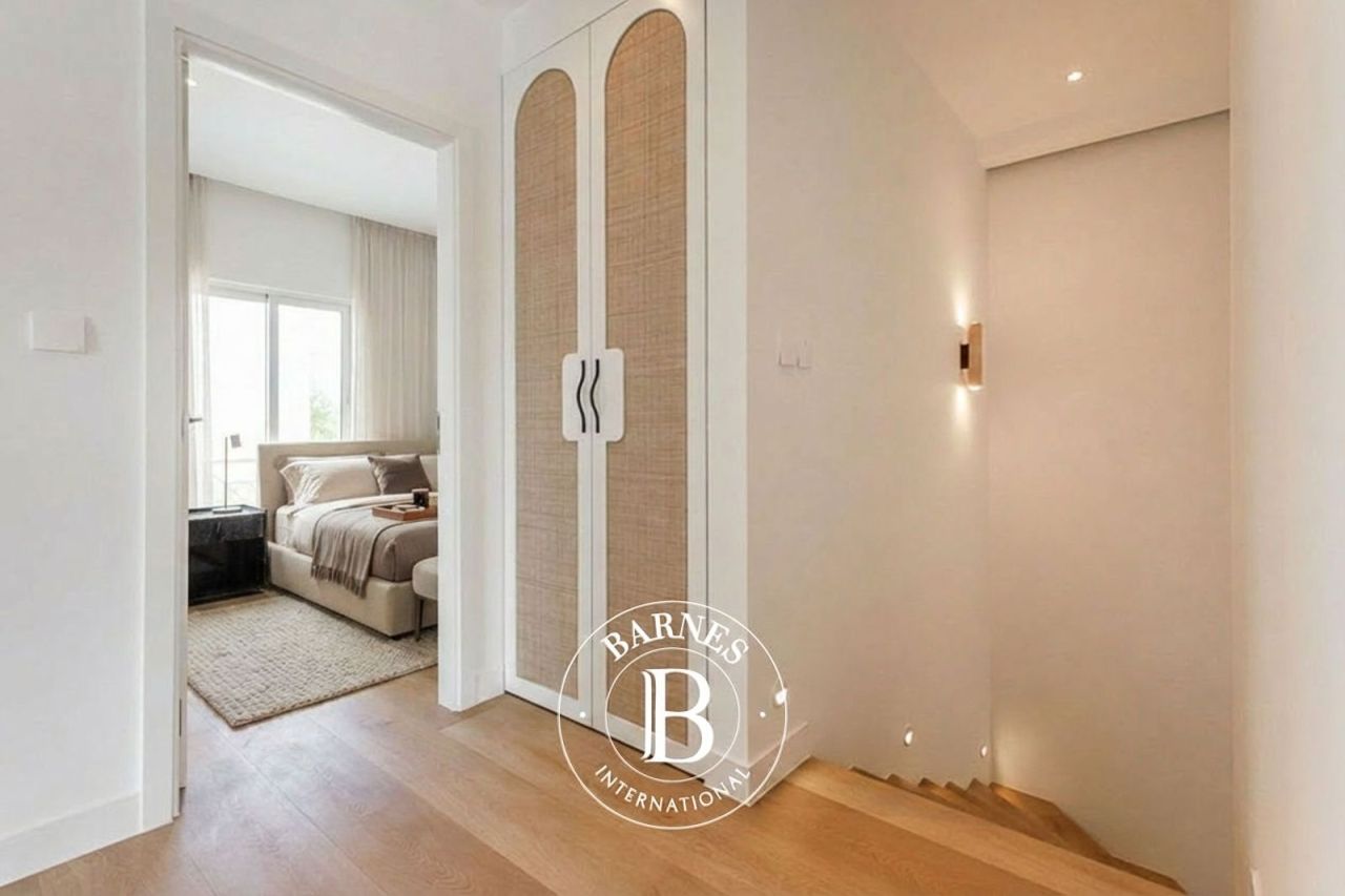 Вилла в Дубае, ОАЭ, 390.2 м² - фото 17