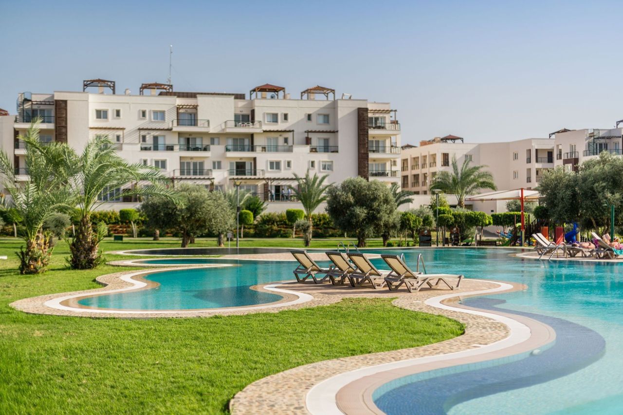 Апартаменты в Фамагусте, Кипр, 87.7 м² - фото 1