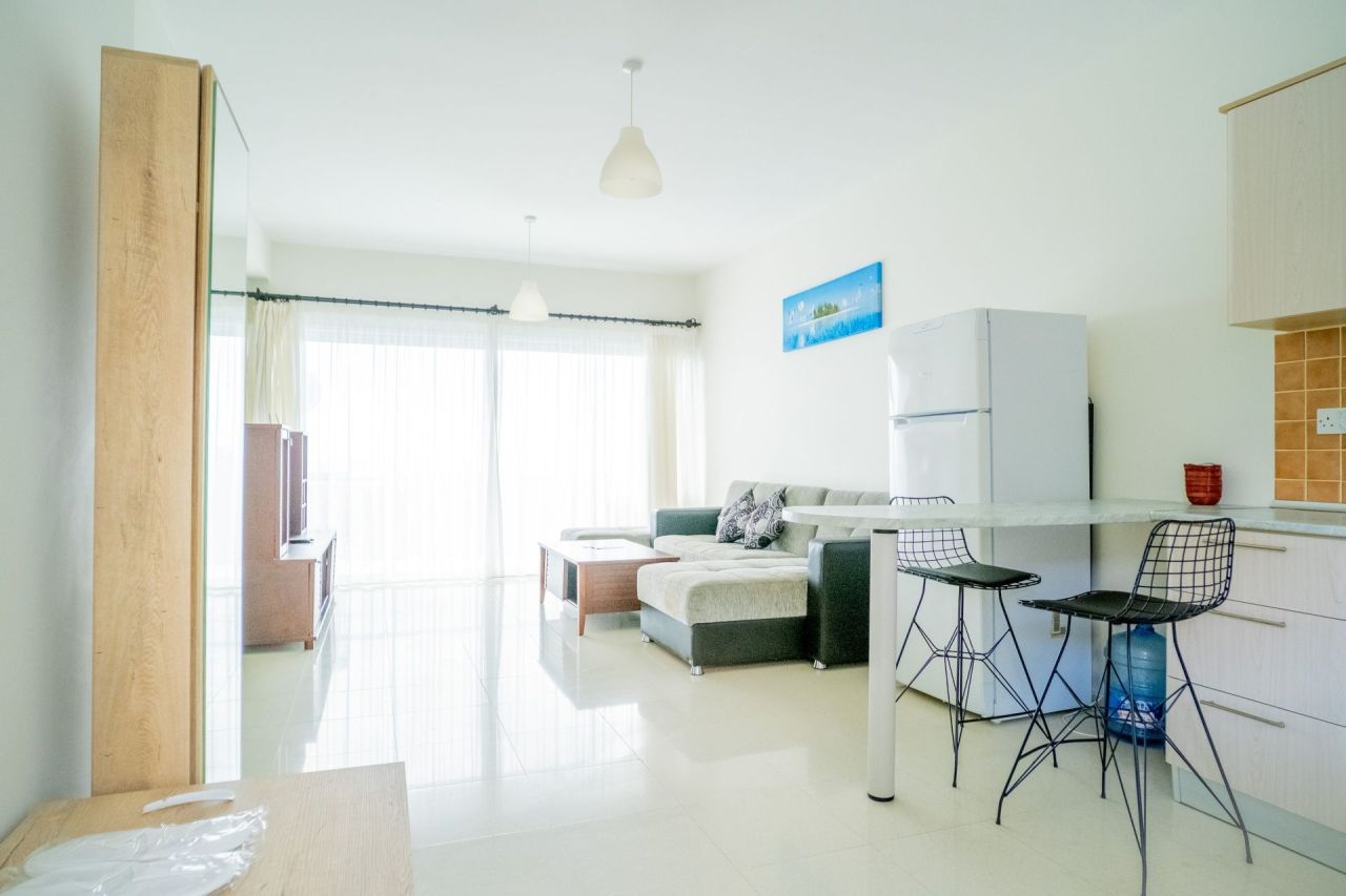 Апартаменты в Кирении, Кипр, 78 м² - фото 2