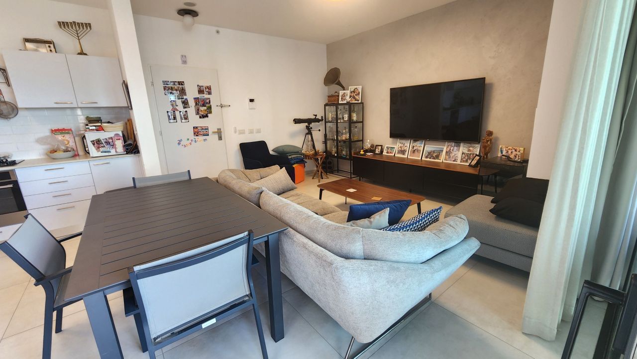 Квартира в Бат-Яме, Израиль, 80 м² - фото 2