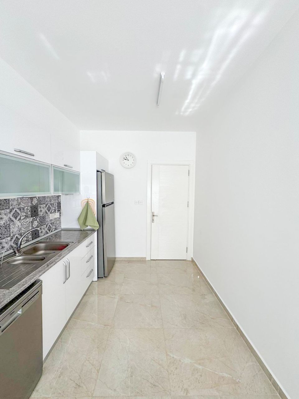 Апартаменты в Кирении, Кипр, 77 м² - фото 9