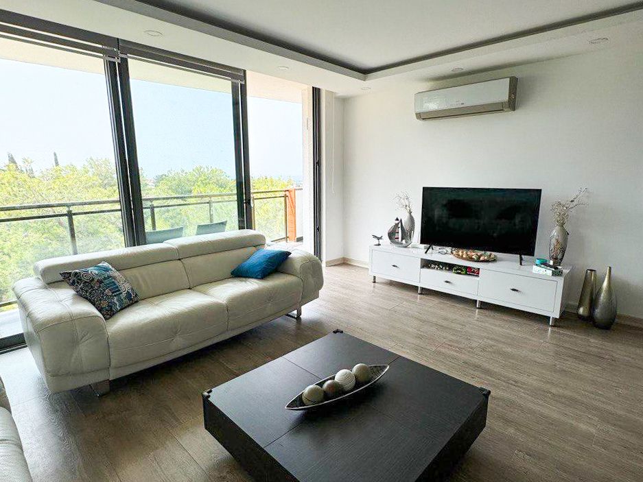 Апартаменты в Кирении, Кипр, 150 м² - фото 9