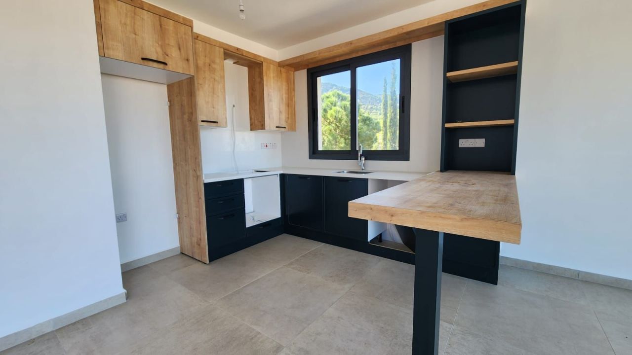 Апартаменты в Кирении, Кипр, 80 м² - фото 10