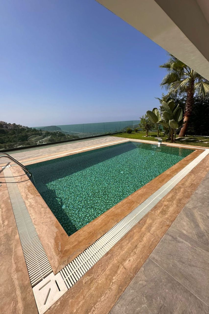 Вилла в Алании, Турция, 240 м² - фото 1