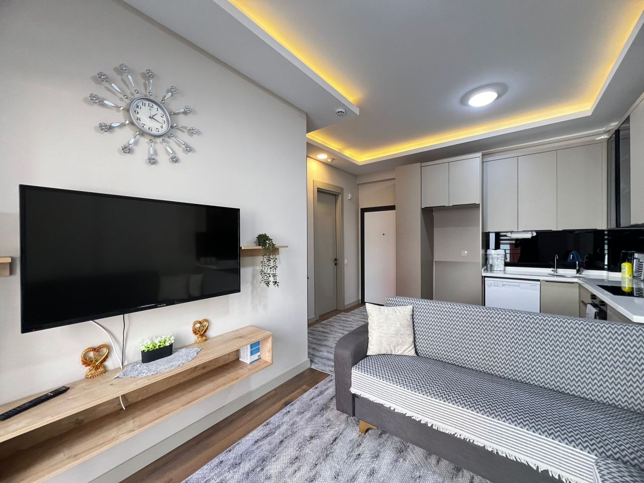 Квартира в Мерсине, Турция, 45 м² - фото 1