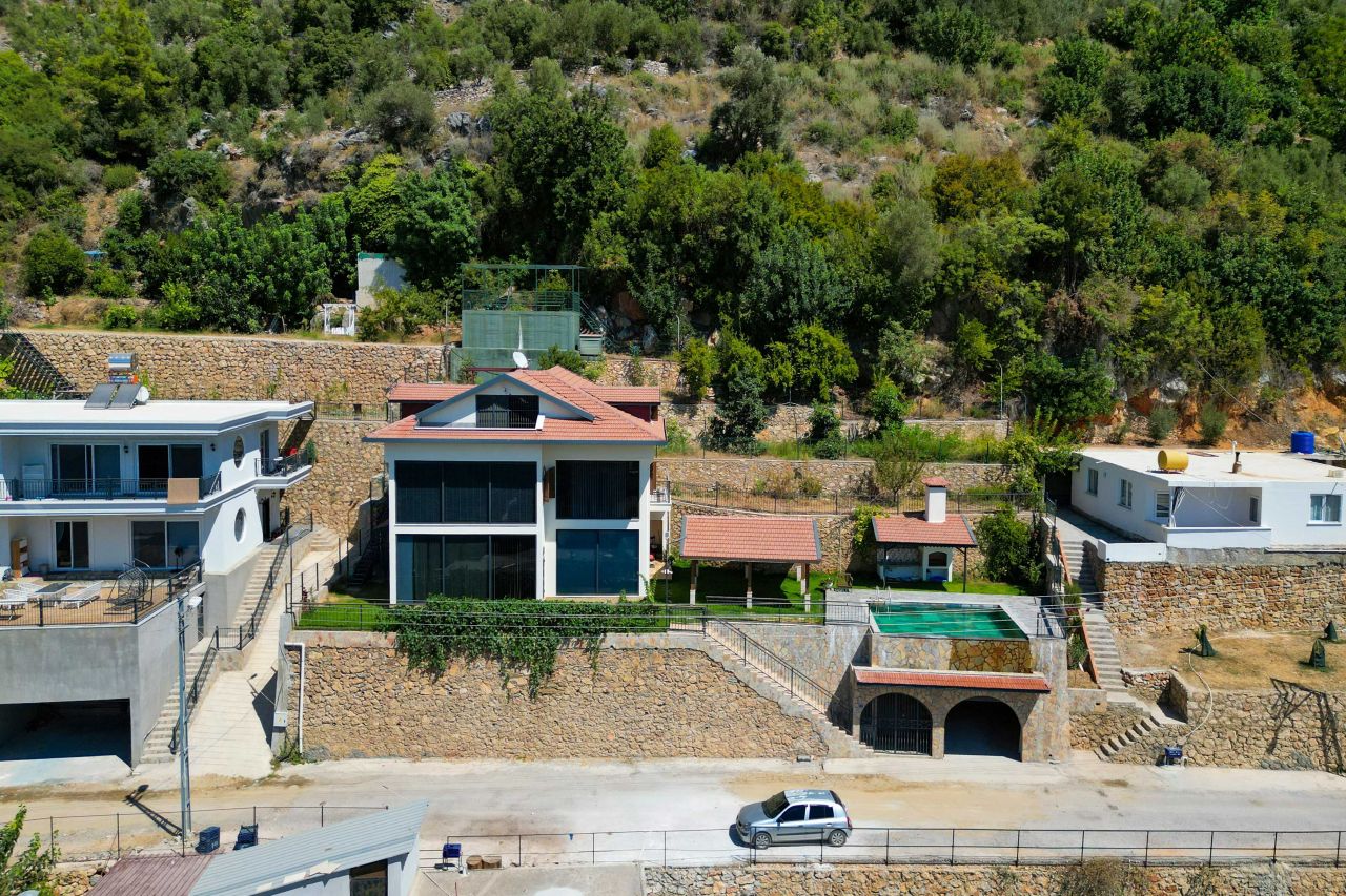 Вилла в Алании, Турция, 250 м² - фото 1