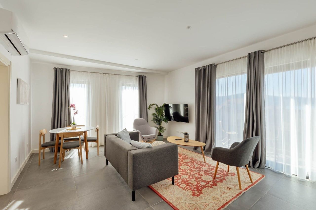 Апартаменты в Тивате, Черногория, 55 м² - фото 7