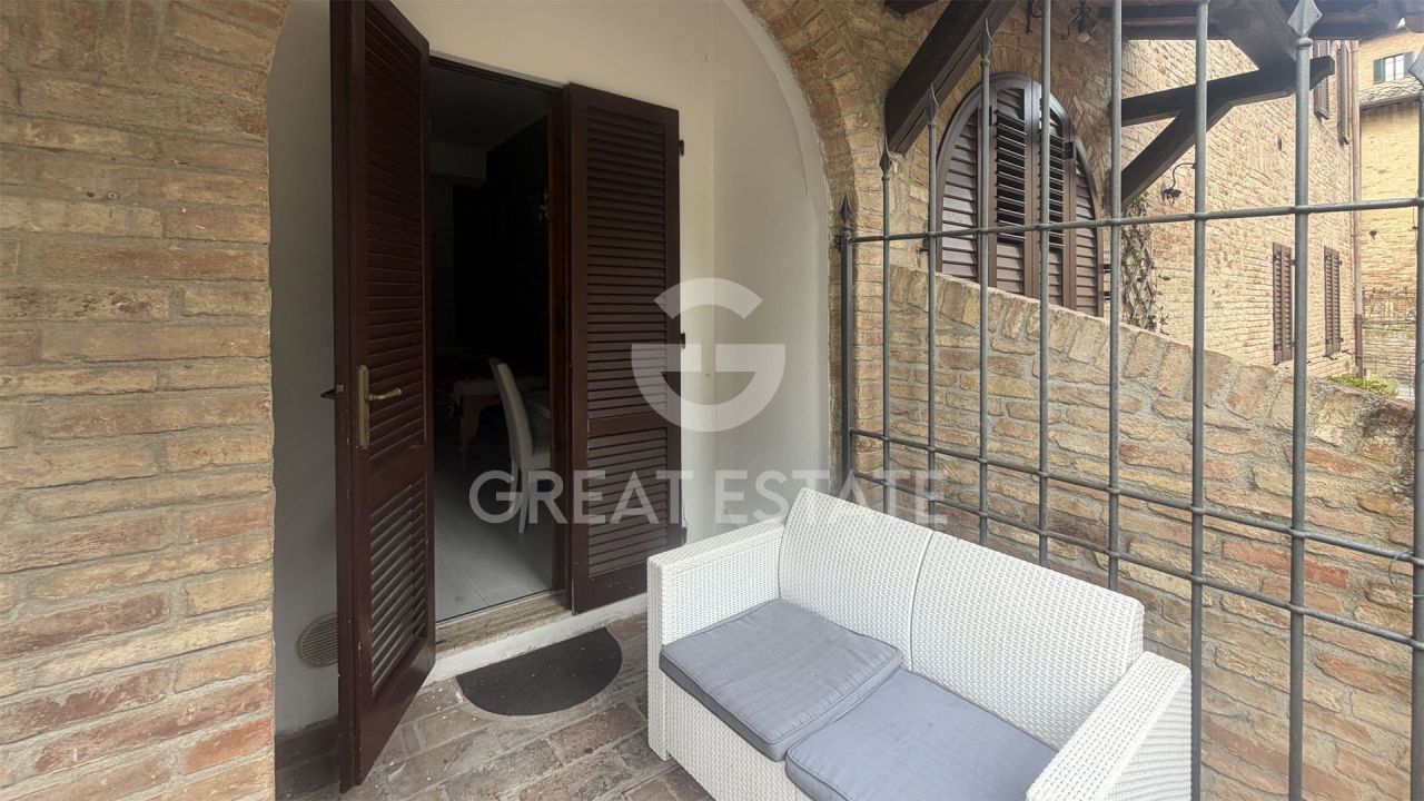 Апартаменты в Сиене, Италия, 147.4 м² - фото 3