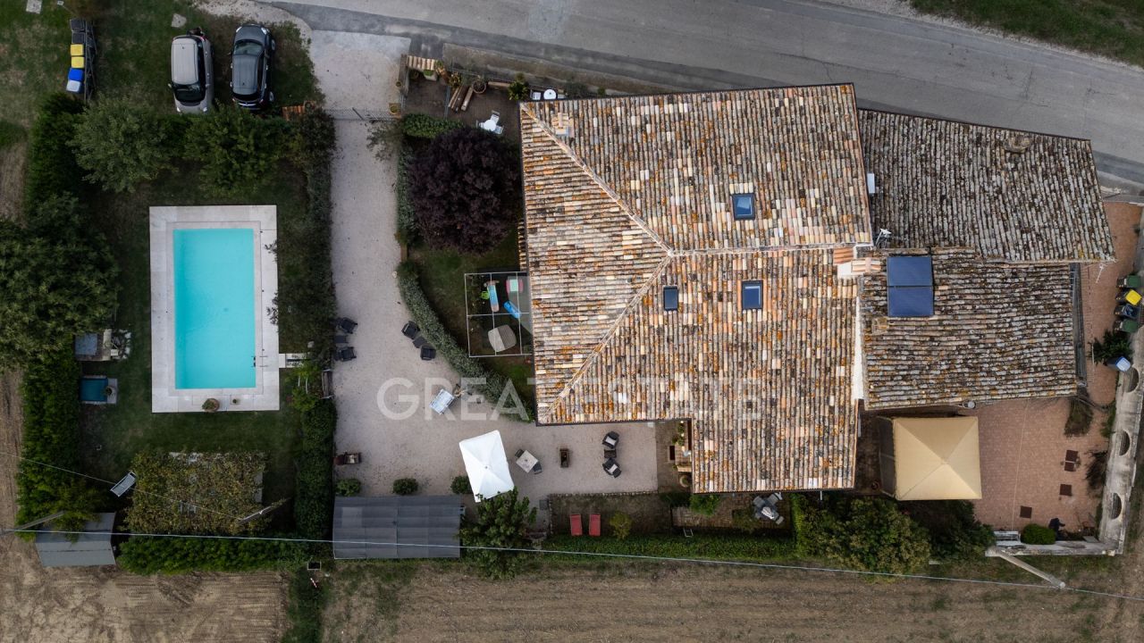 Дом Castel Ritaldi, Италия, 300 м² - фото 4