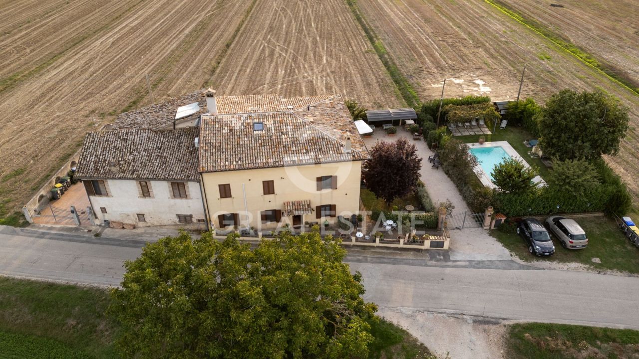 Дом Castel Ritaldi, Италия, 300 м² - фото 6