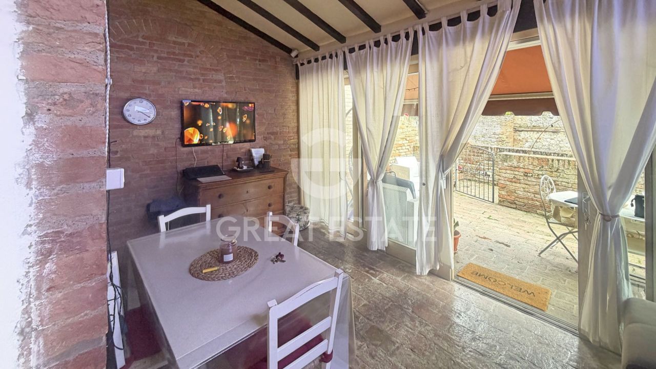 Апартаменты в Сиене, Италия, 147.4 м² - фото 7