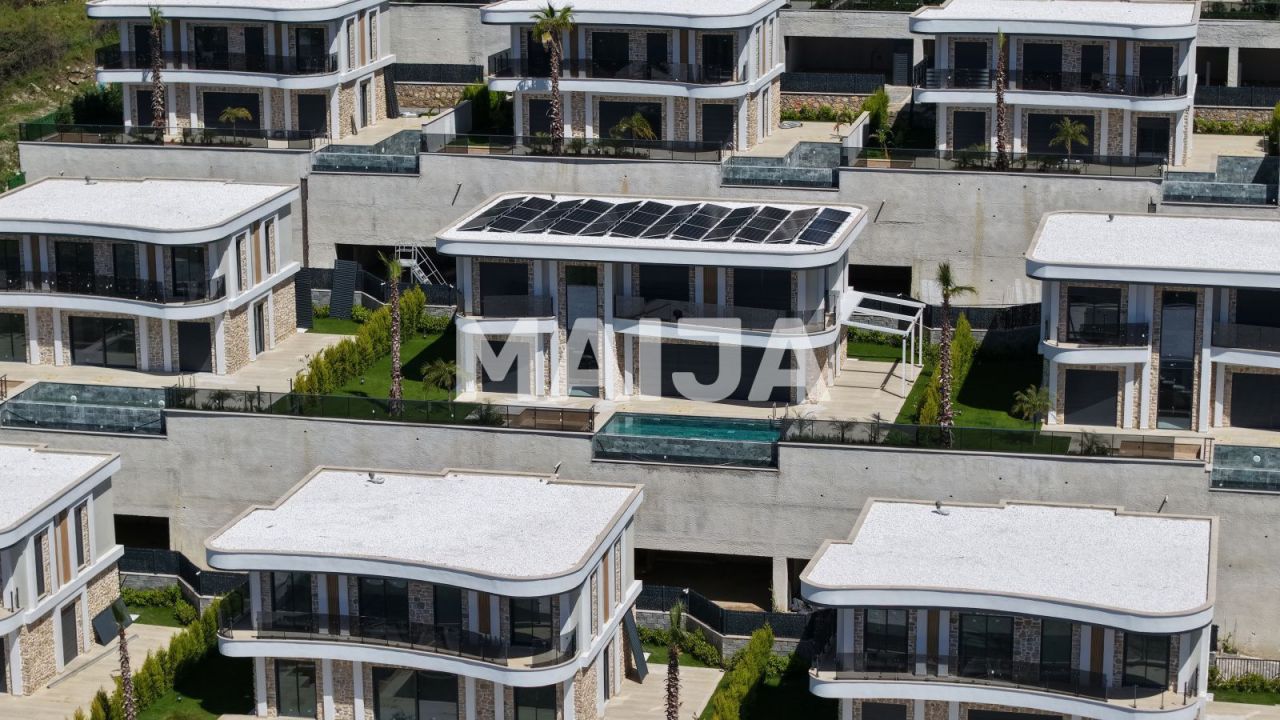 Вилла в Алании, Турция, 337 м² - фото 1