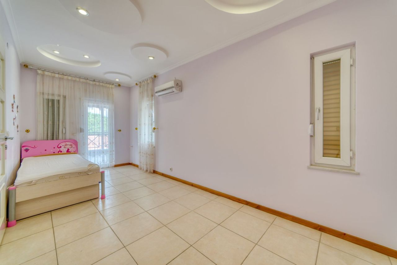 Вилла в Алании, Турция, 420 м² - фото 16