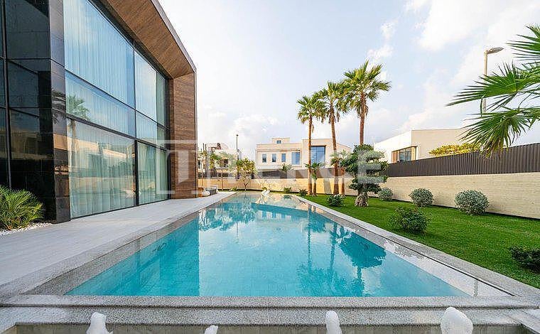 Вилла в Дубае, ОАЭ, 1 031 м² - фото 2