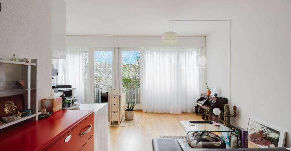 Квартира в Женеве, Швейцария, 42 м² - фото 1