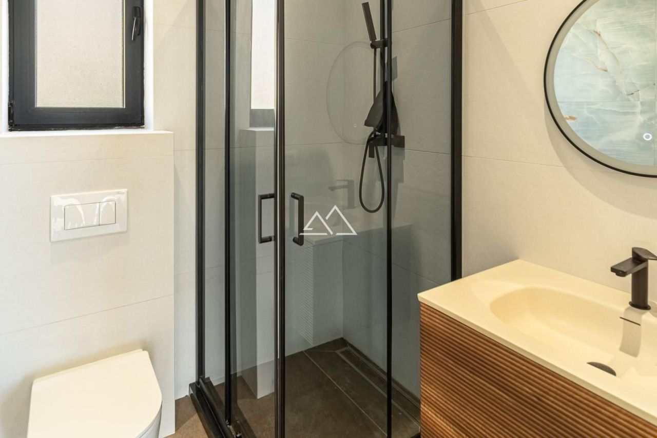 Вилла в Тивате, Черногория, 120 м² - фото 10