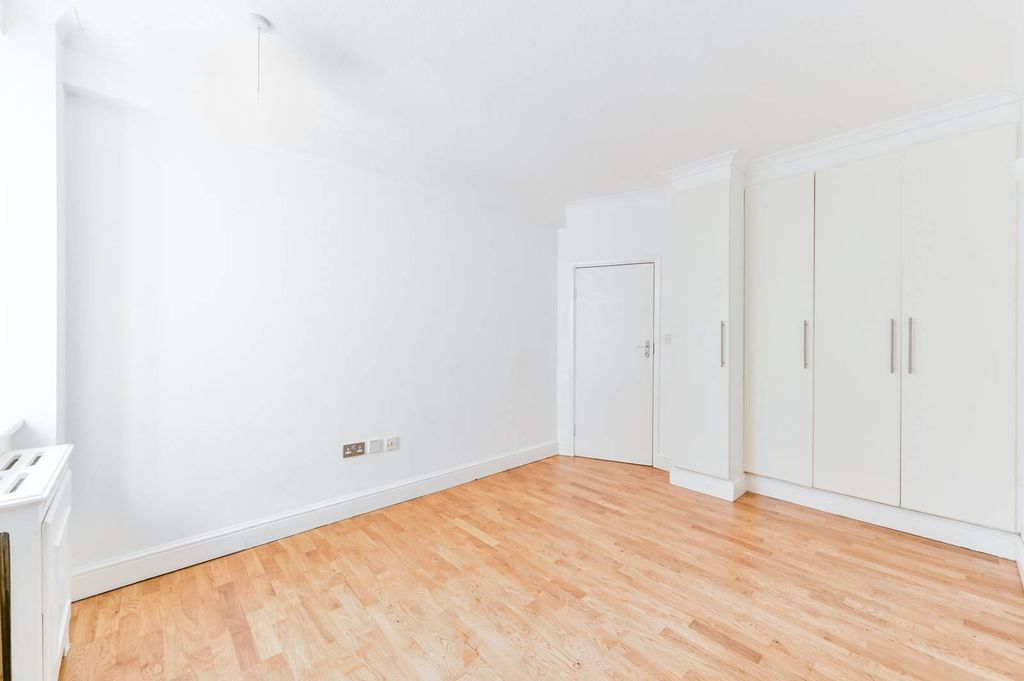 Квартира в Лондоне, Великобритания, 41 м² - фото 1