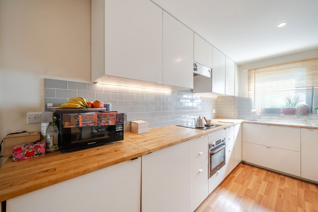 Квартира в Лондоне, Великобритания, 49 м² - фото 2