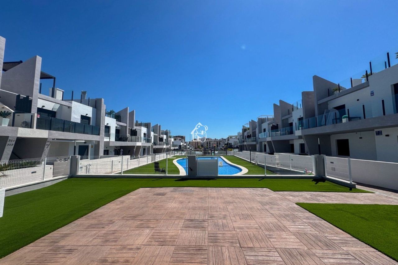 Апартаменты в Сан-Мигель де Салинас, Испания, 115 м² - фото 3