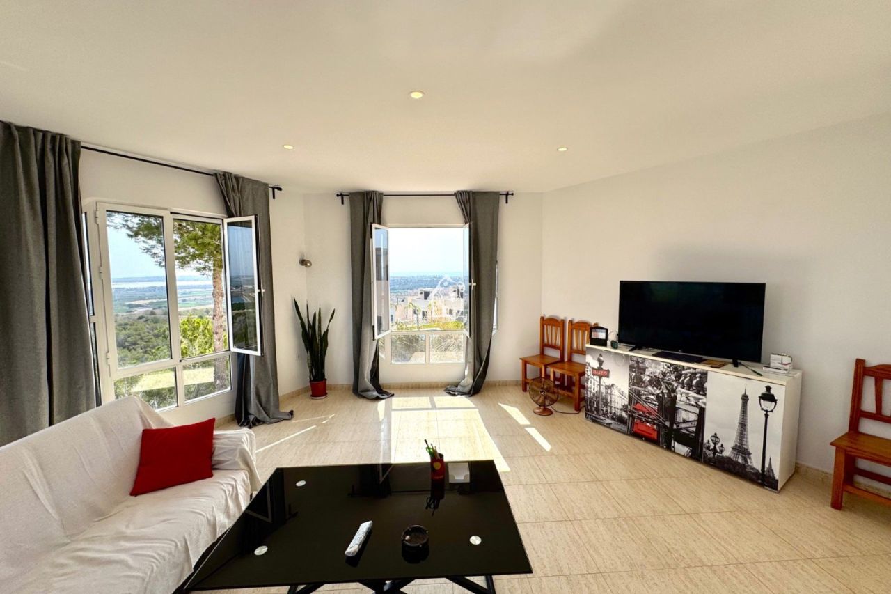 Апартаменты в Сан-Мигель де Салинас, Испания, 50 м² - фото 4