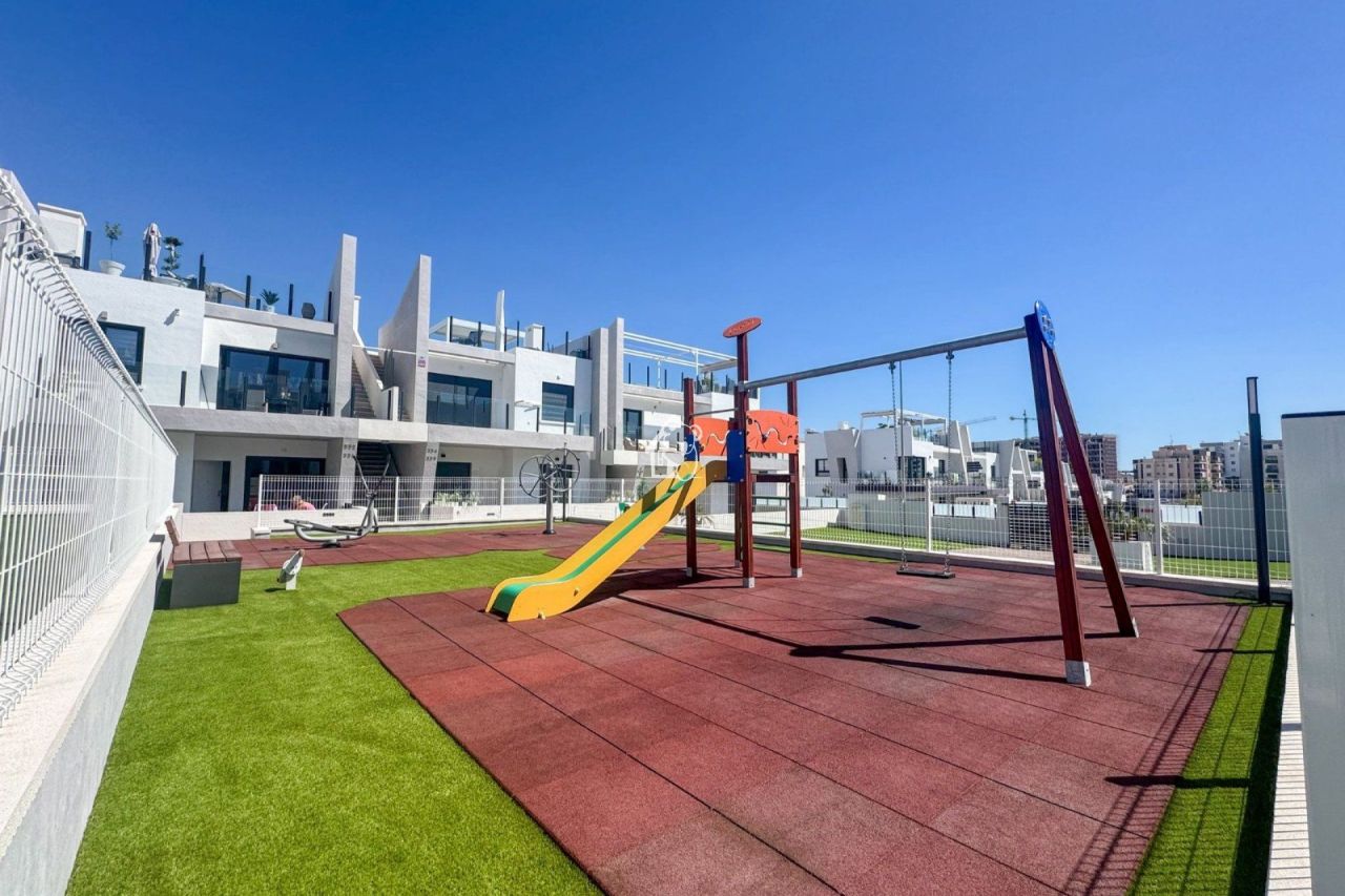 Апартаменты в Сан-Мигель де Салинас, Испания, 115 м² - фото 4