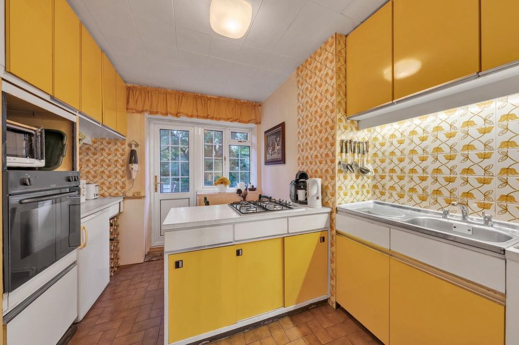 Квартира в Лондоне, Великобритания, 98 м² - фото 13