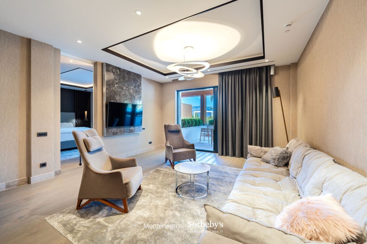 Апартаменты в Тивате, Черногория, 300 м² - фото 4