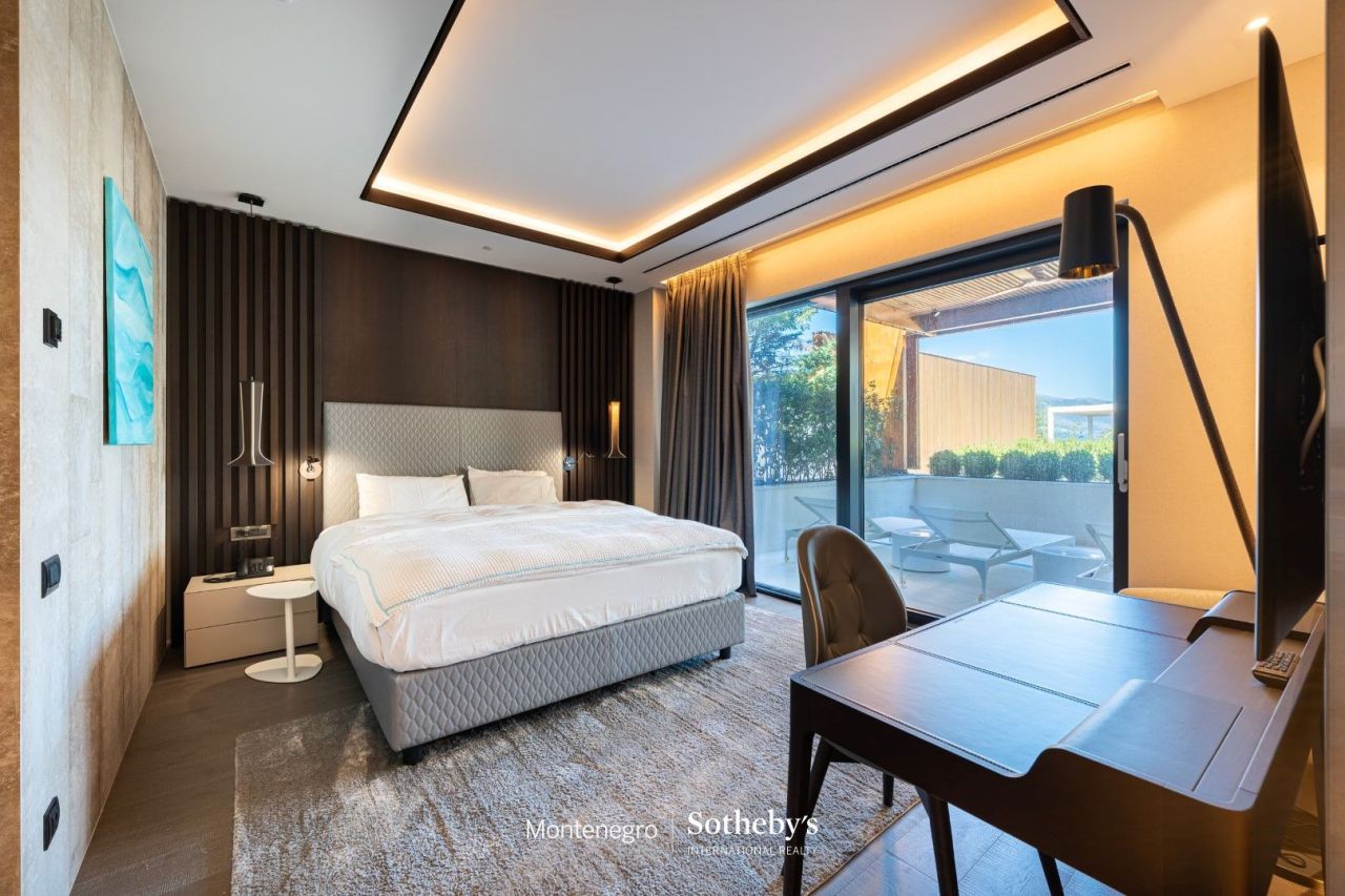 Апартаменты в Тивате, Черногория, 300 м² - фото 12