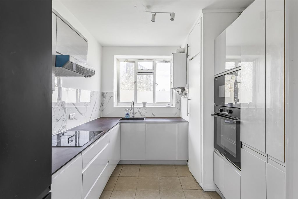 Квартира в Лондоне, Великобритания, 80 м² - фото 16