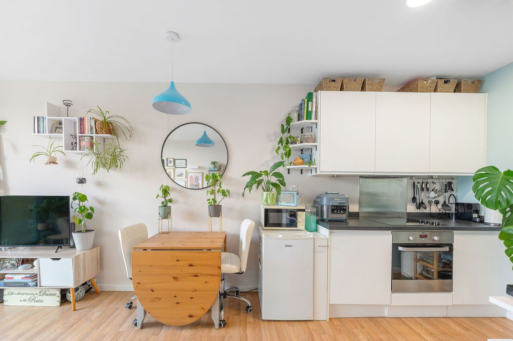 Квартира в Лондоне, Великобритания, 40 м² - фото 17