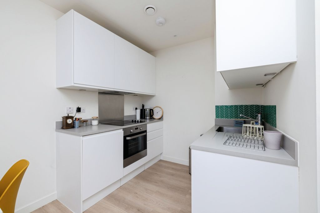 Квартира в Лондоне, Великобритания, 40 м² - фото 18