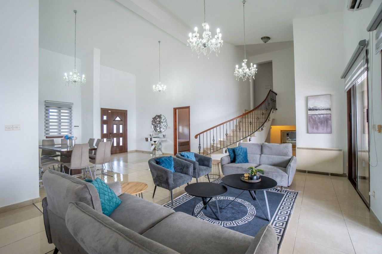 Вилла в Пафосе, Кипр, 350 м² - фото 3