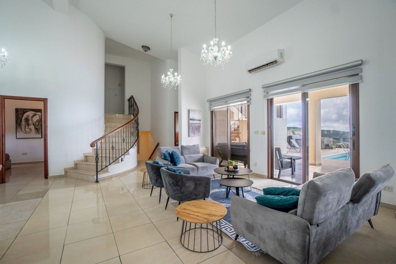 Вилла в Пафосе, Кипр, 350 м² - фото 13