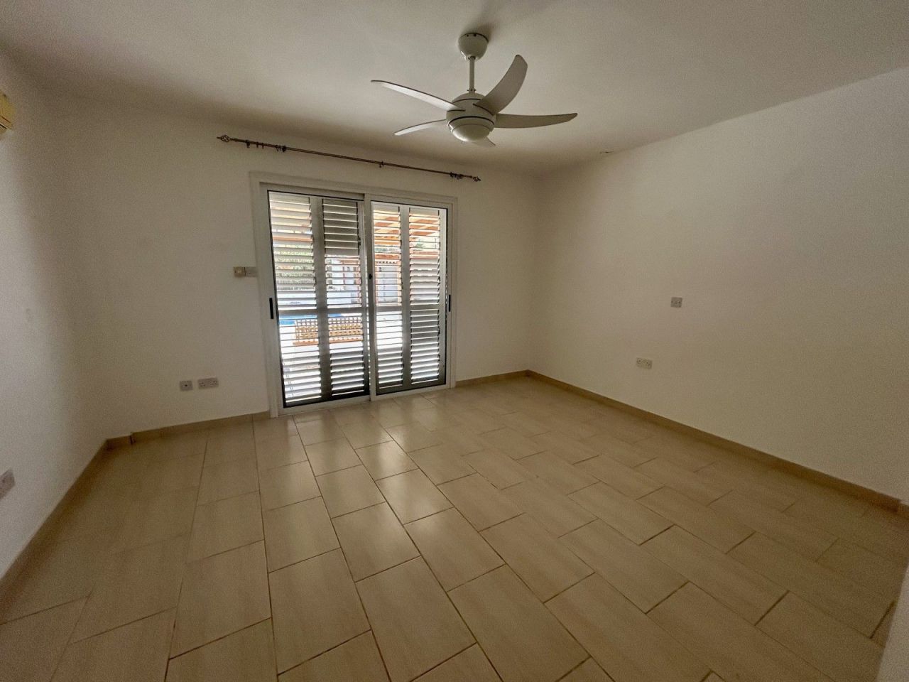 Бунгало в Пафосе, Кипр, 700 м² - фото 16