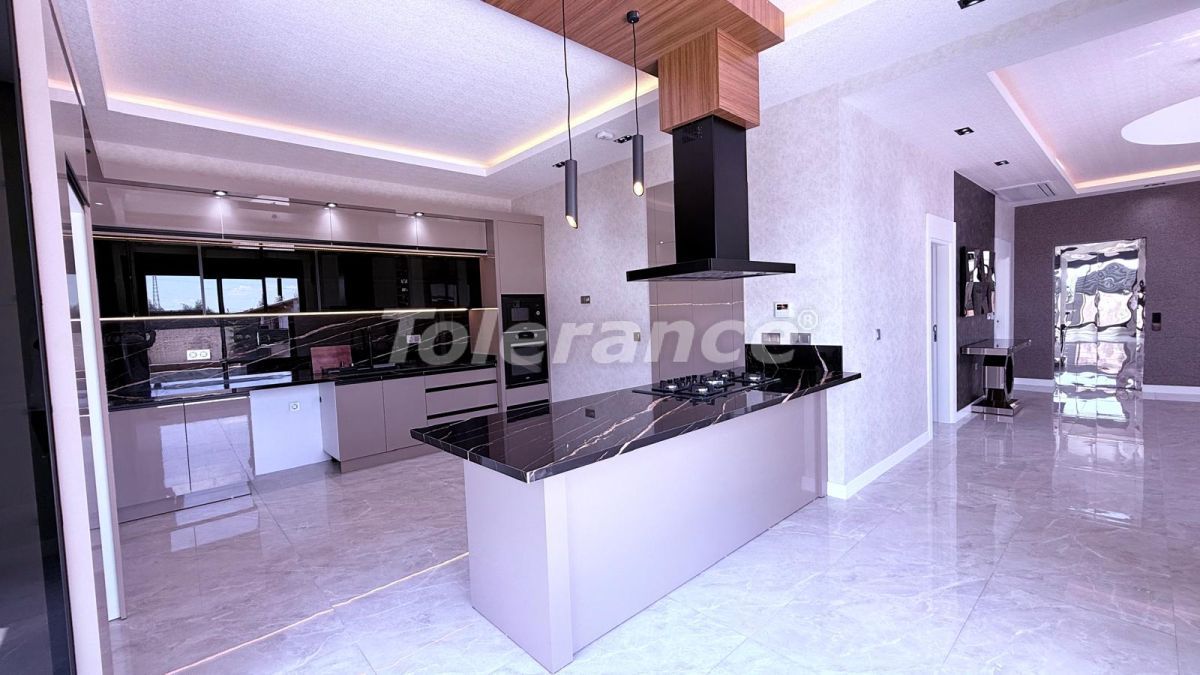 Вилла в Анталии, Турция, 600 м² - фото 8