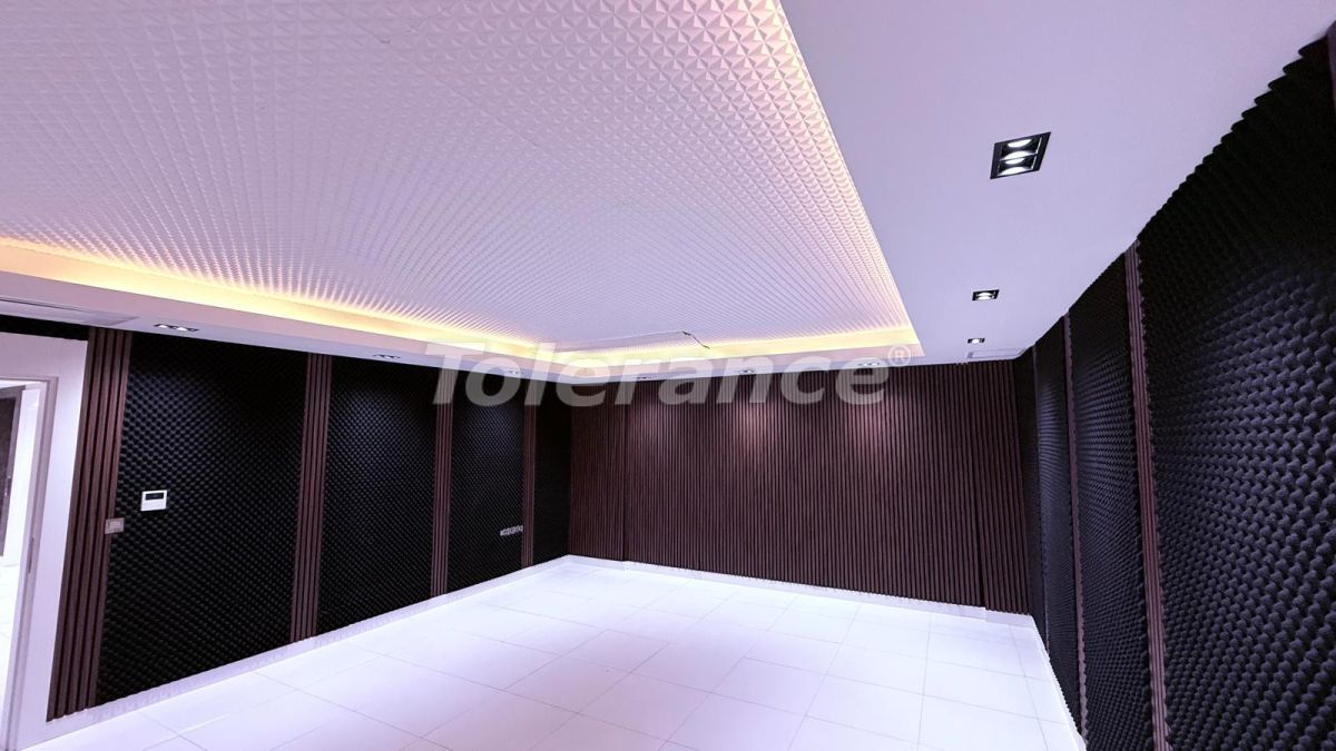 Вилла в Анталии, Турция, 600 м² - фото 17