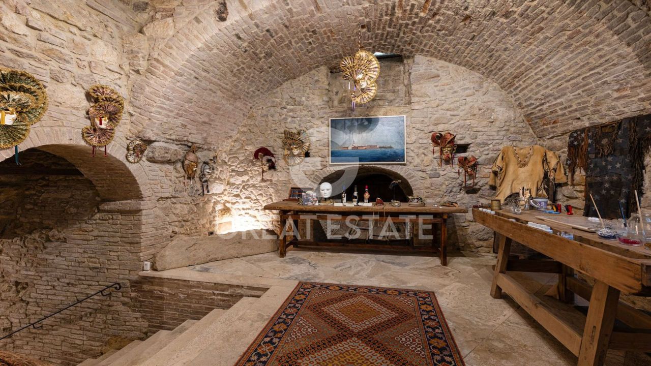 Апартаменты в Монтепульчано, Италия, 405 м² - фото 3