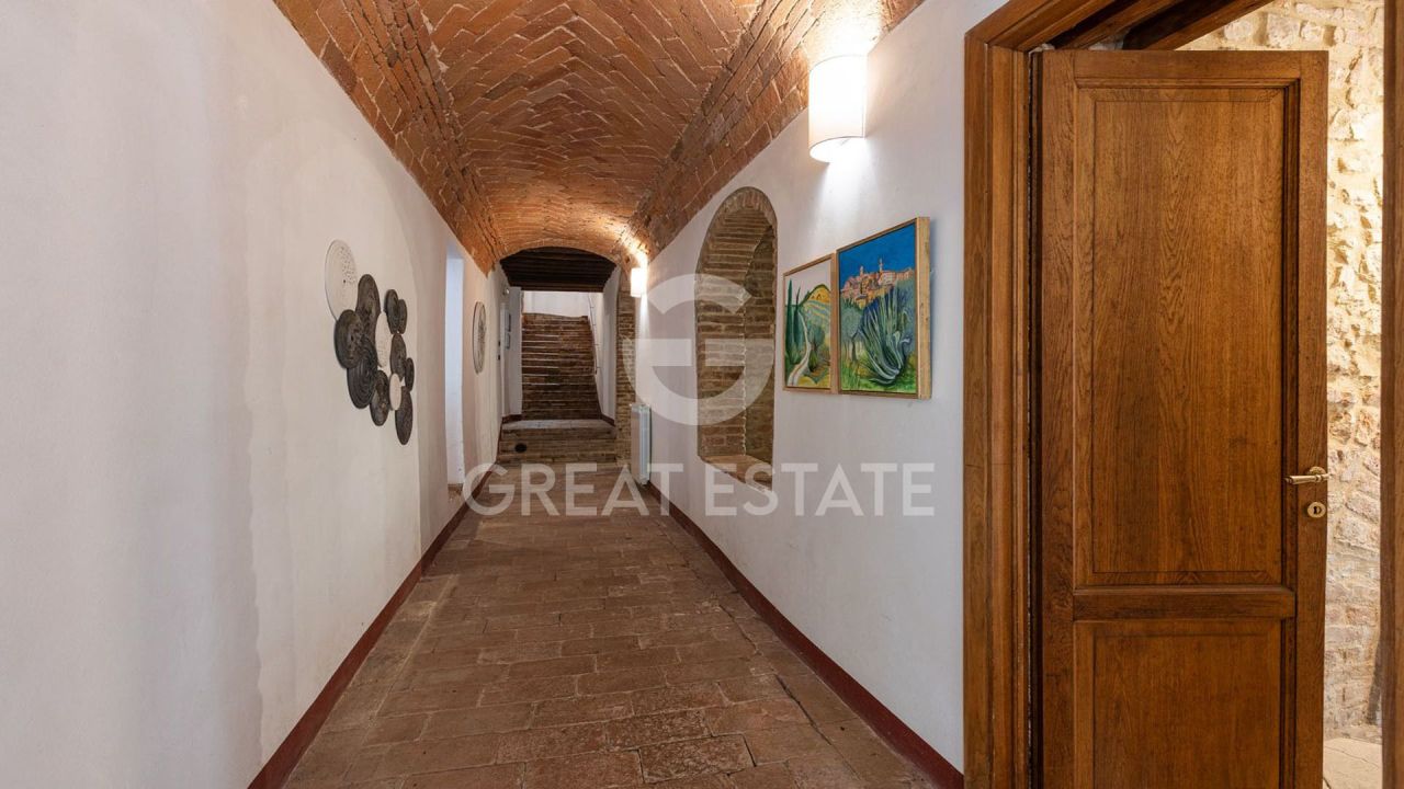 Апартаменты в Монтепульчано, Италия, 405 м² - фото 14