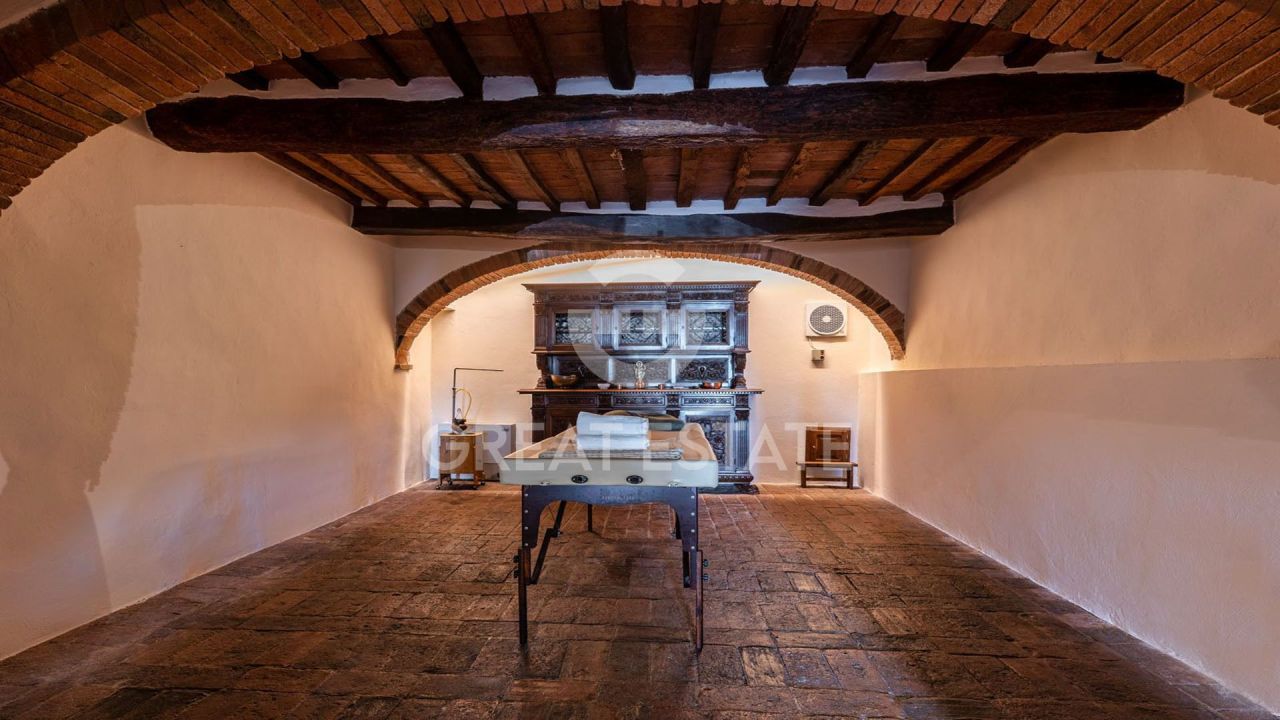 Апартаменты в Монтепульчано, Италия, 405 м² - фото 15