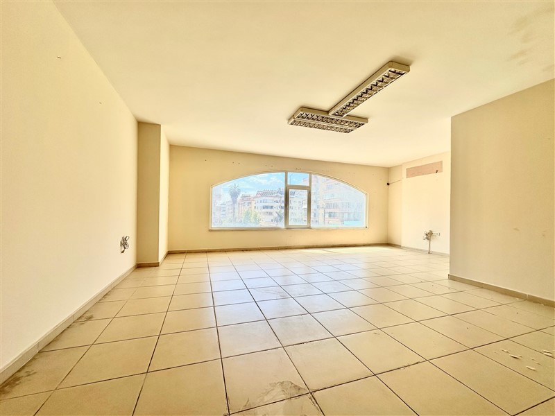 Коммерческая недвижимость в Алании, Турция, 700 м² - фото 5
