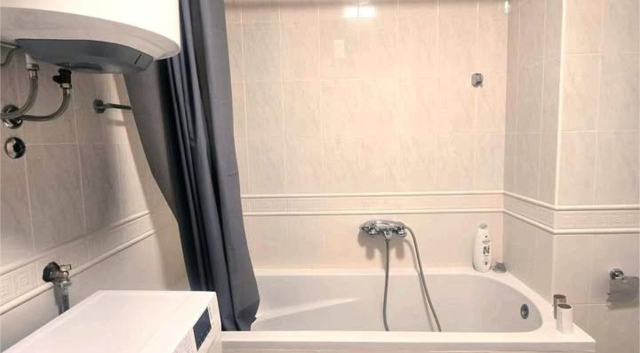 Апартаменты в Доброте, Черногория, 97 м² - фото 12